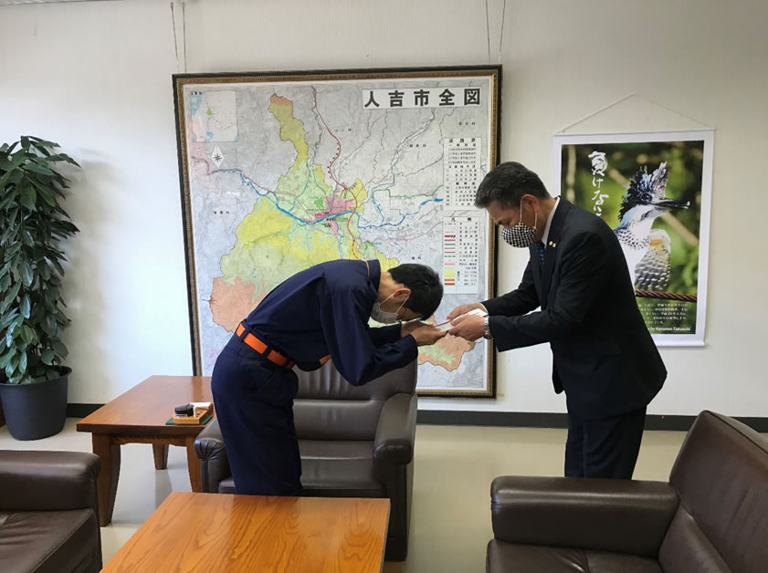 熊本人吉豪雨災害に対する義援金贈呈を行いました